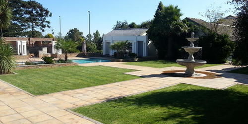 AfricaSky Pensión Kempton Park Exterior foto